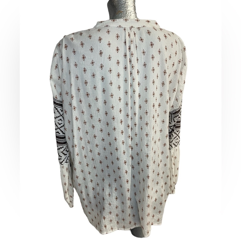 O’Neill Bohemian relaxed fit button front, Peasant Top, long sleeve, Medium - Picture 3 of 8